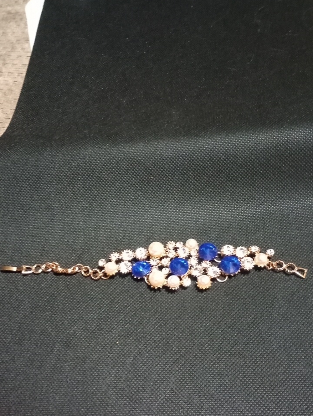 Elegant Blue Crystal and Pearl Bracelet - Women Jewelry